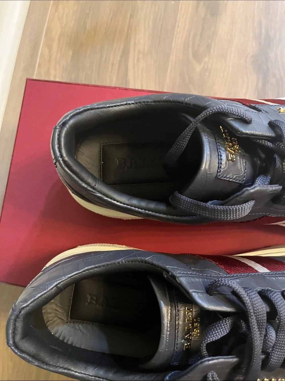 Bally Navy Leather Low-Top Sneakers with Gold Heel Plaque